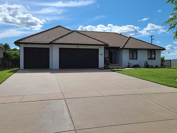 2nd image of 8010 E Champions Ct