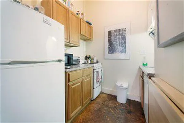 Rented by Susan Finkel, LREB | media 9