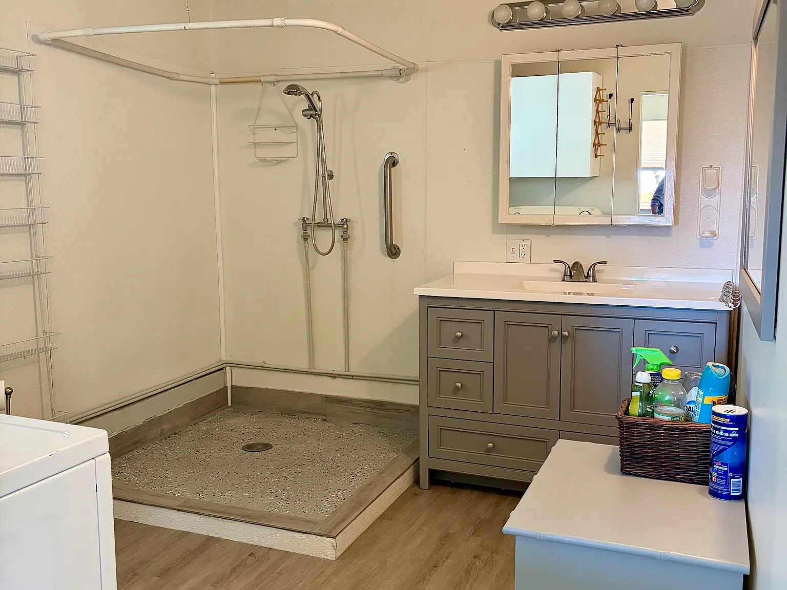 1 bed, 750 sqft, $1,500 — Photo 4