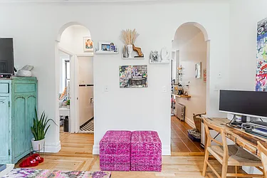 Rented by Bond New York