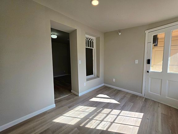 3rd image of 200-206 Colorado Ave #202-1/2