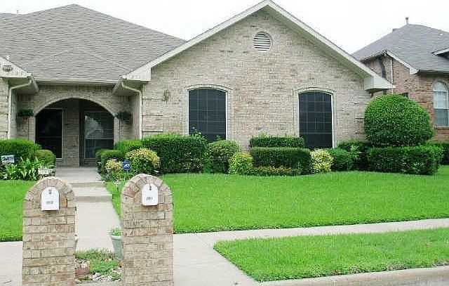 1st image of 2111 Hearthside Ln