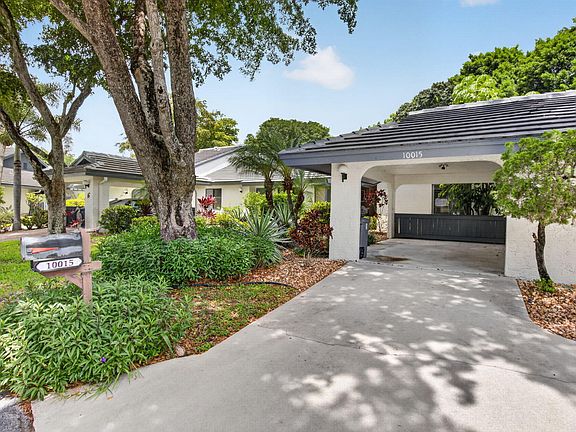 2nd image of 10015 Hickorywood Place
