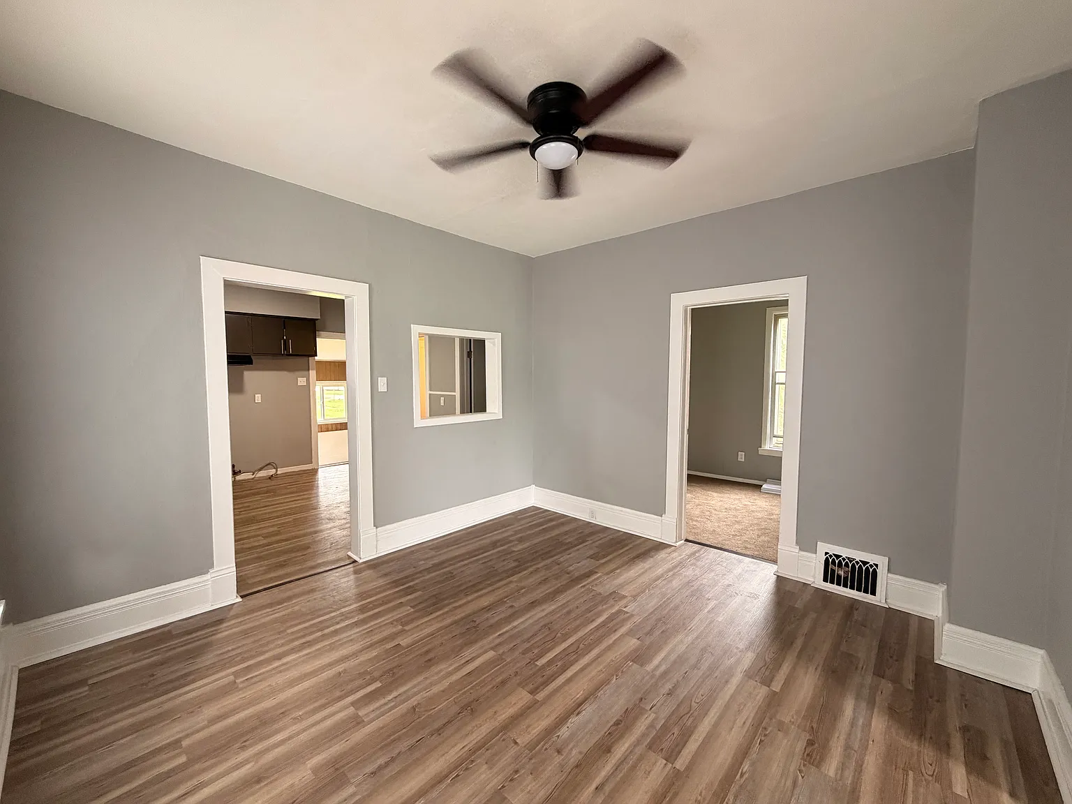 3 bed, 1004 sqft, $1,125 — Photo 4