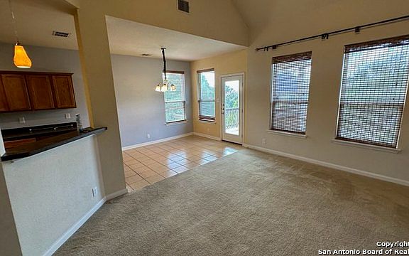 5th image of 21023 PROMONTORY CIR
