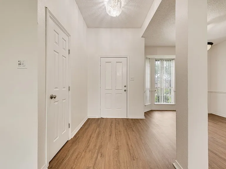 1304 Riverview Ln — Photo 19