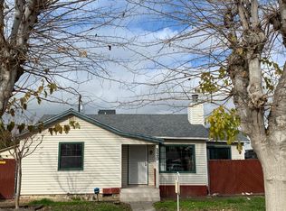 320 College Ave, Coalinga, CA 93210
