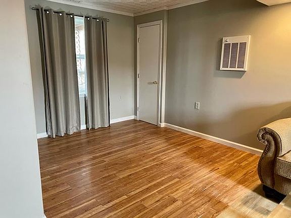 4th image of 103 Summer Lake Dr