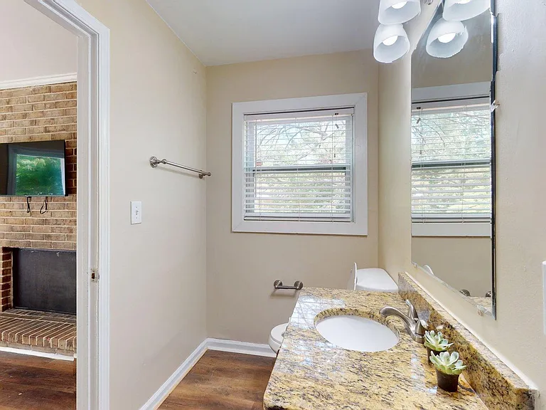 2897 Leisure Woods Ln — Photo 6