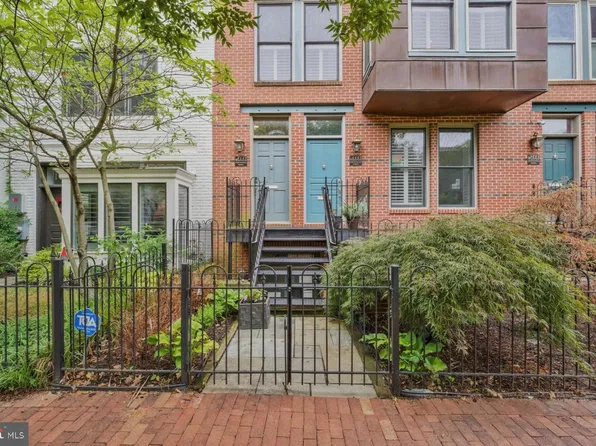 1333 Constitution Ave NE #B, Washington, DC 20002