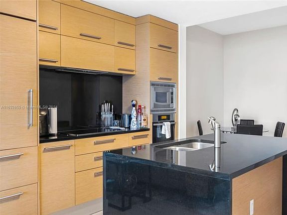5th image of 900 Biscayne Blvd APT 2407