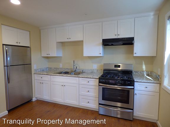 3rd image of 2633 E St