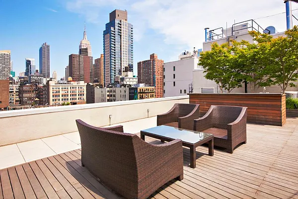 Sold by Town Residential | media 7