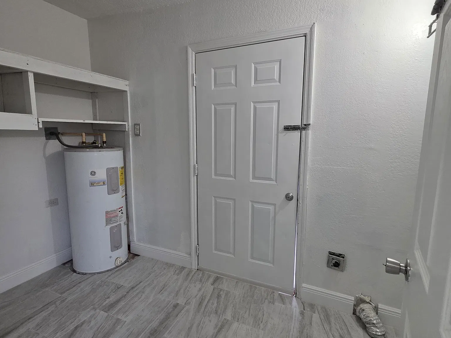 100 Hollyhock Cir — Photo 4
