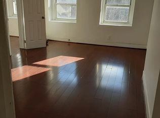 19 Vernon Ave #B, Brooklyn, NY 11206