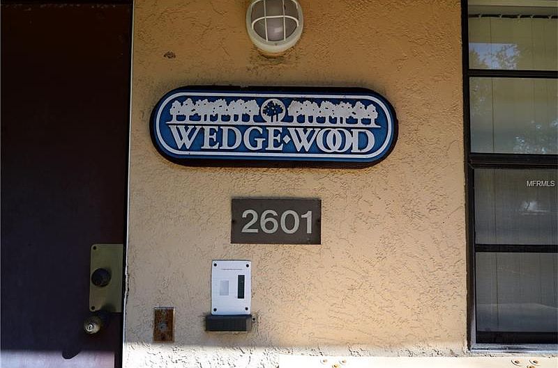 1st image of 733 1st Ct