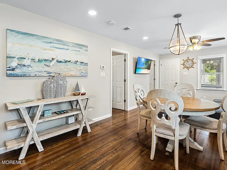 509 Monmouth Ave — Photo 11