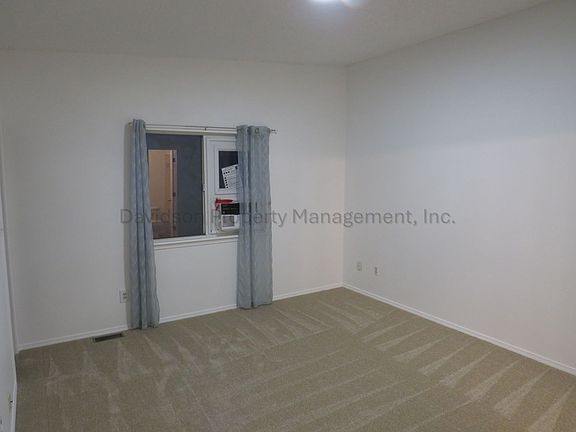 5th image of 2135 W Platte Ave