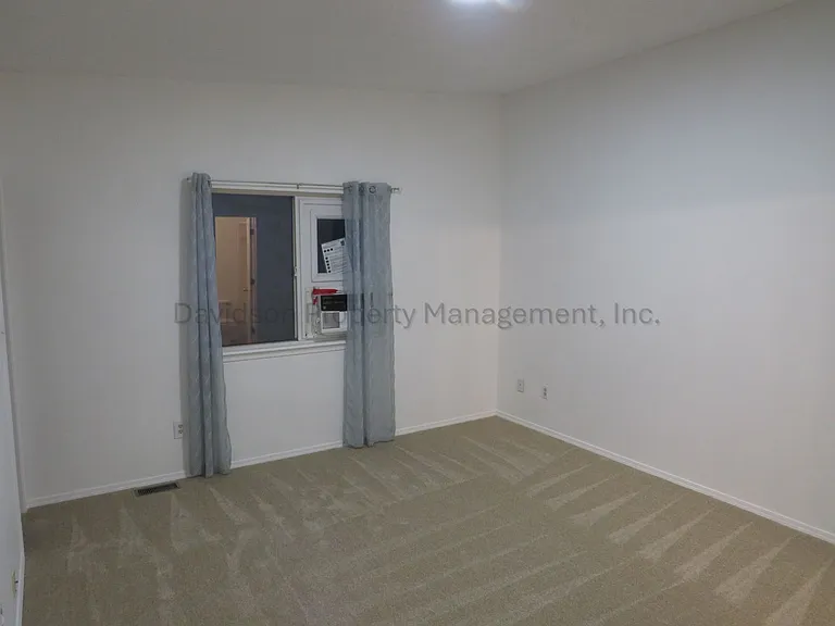 2135 W Platte Ave — Photo 5