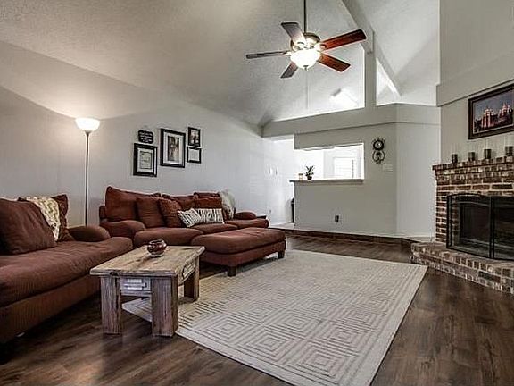 Livingroom2