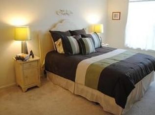 344 Cambridge Dr, Ramsey, NJ 07446