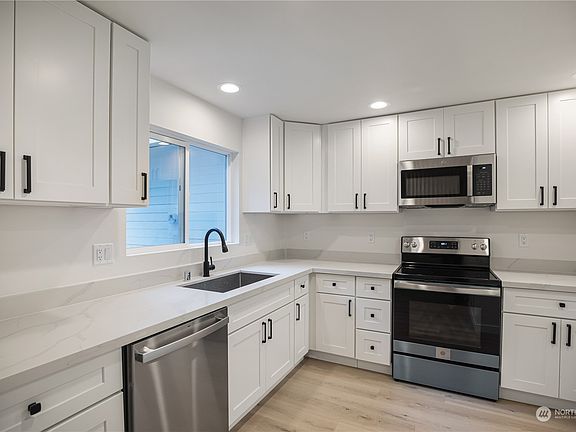 5th image of 4714 69th Street NW #A-B