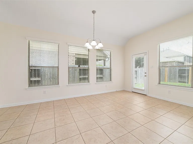 17314 Aldenwilds Ln — Photo 24