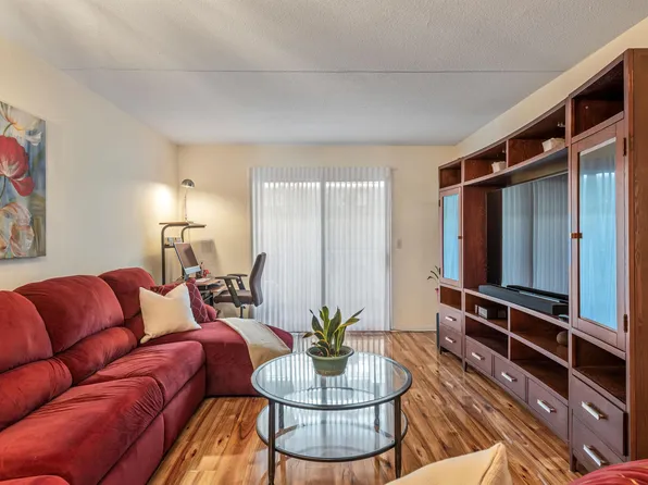 38 Moonachie Rd APT 104, Hackensack, NJ 07601