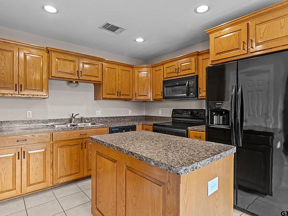 4th image of 11241 Triple Crown Dr