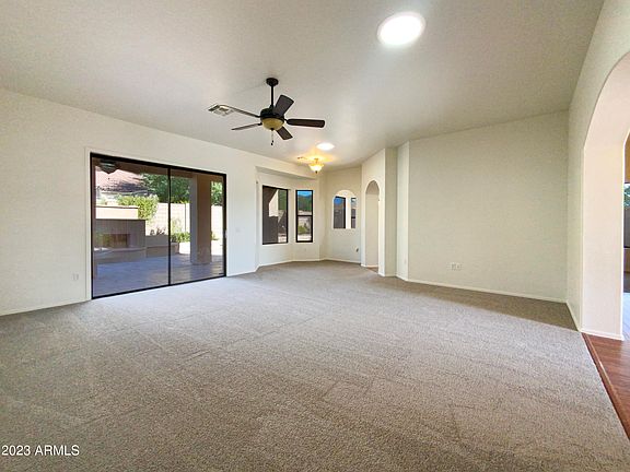 3rd image of 9564 E GRANDVIEW Street