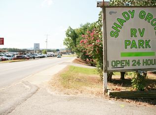 420 Sylamore Ave, Mountain View, AR 72560