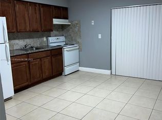 4040 NW 30th Ter APT 3, Lauderdale Lakes, FL 33309