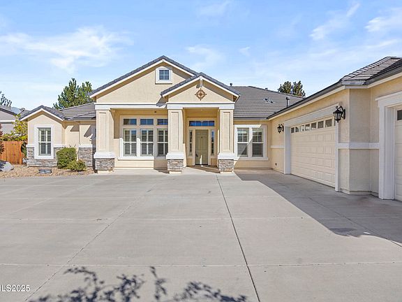 3rd image of 7816 Casarey Ct