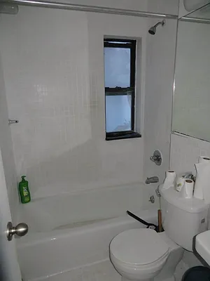 Rented by Bohemia Realty Group | media 7