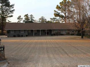 2704 Lincoya Cir SE, Decatur, AL 35603