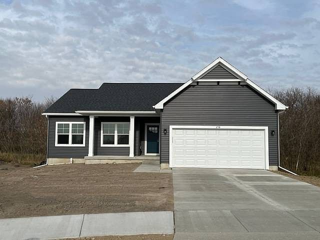 1st image of 258 Ruby Ct