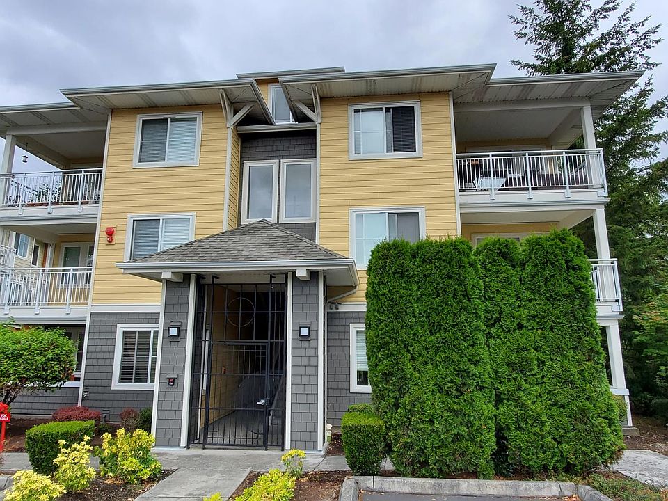 1st image of 560 225th Ln NE APT B103
