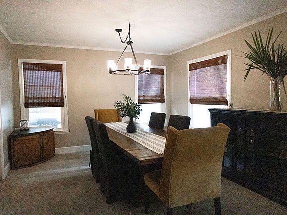 4th image of 210 Jasmine Dr