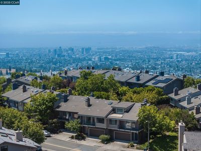 402 Hiller Dr, Oakland, CA, 94618