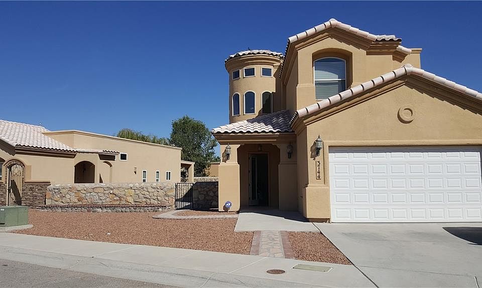 1st image of 3744 Coco Palm Dr