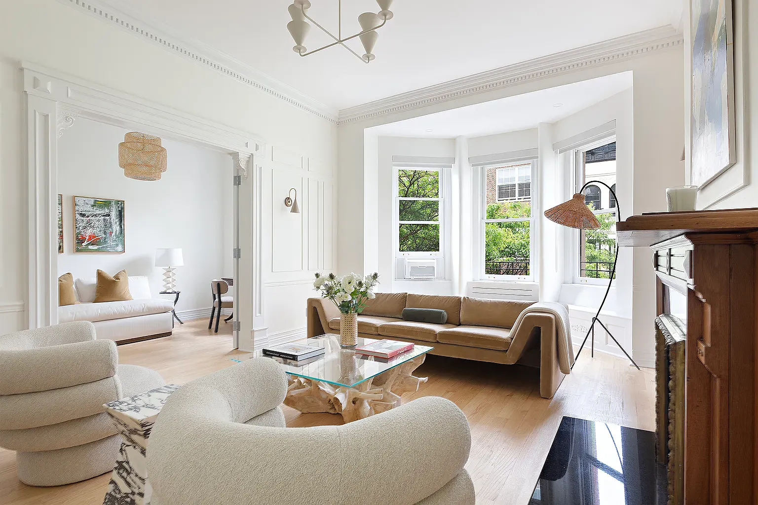 11 E 92nd St photo 1