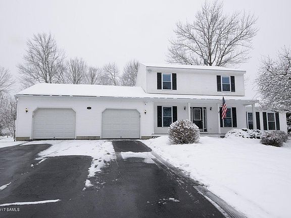 2nd image of 16 Hilton Dr