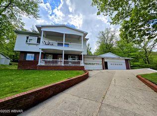 16 Quiggle Ave, Lock Haven, PA 17745