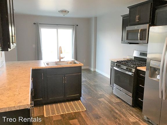 3rd image of 10948 S Harvest Pointe Dr