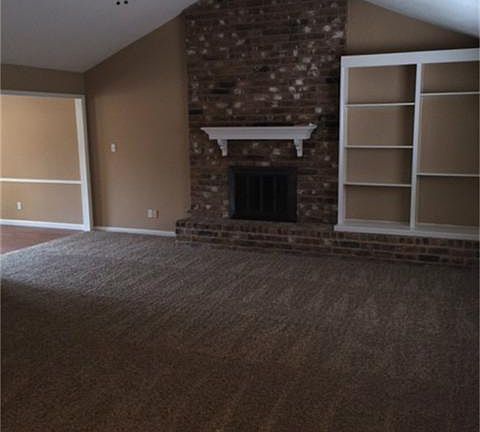 3rd image of 11702 Moltere Dr