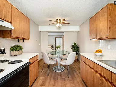 Millwood Townhomes & Apartments