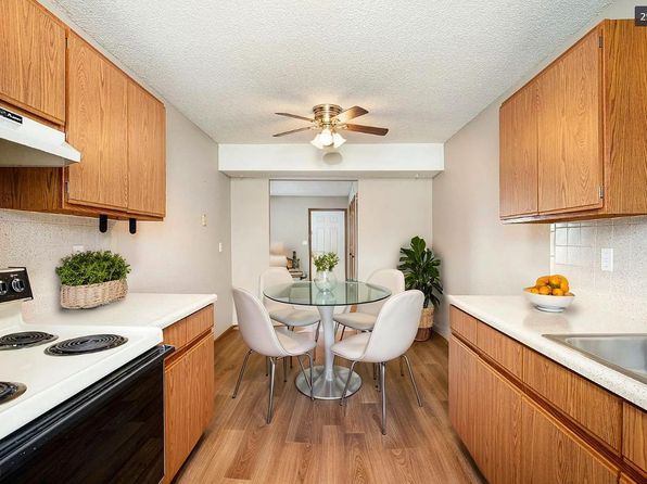 204-212 NW Woods Chapel Rd #206