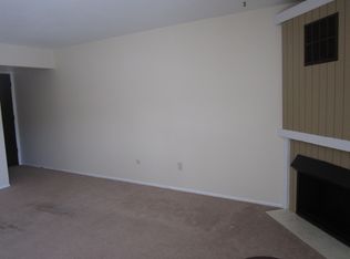 7625 Woodview St APT 4, Westland, MI 48185