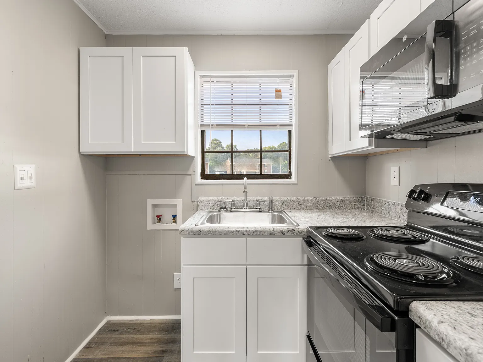 Camden Place Apartments — Photo 3