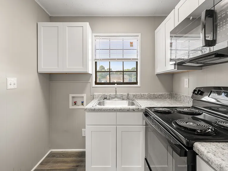 Camden Place Apartments — Photo 3